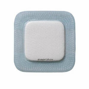 Biatain silicone - Medicazione biatain in schiuma di poliuretano con bordo adesivo in silicone 10x20 cm 5 pezzi